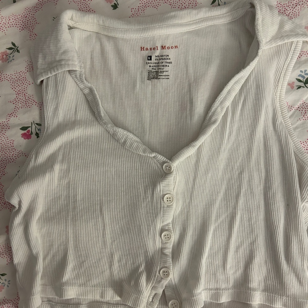 Hazel Moon white crop top. Size M